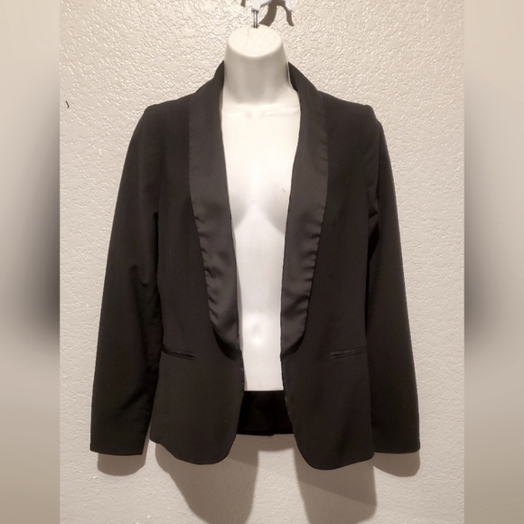 LC Lauren Conrad Black Open Front Blazer Smooth Satin Lapel Relaxed Fit Size 2 - Picture 2 of 6